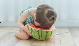 孩子吃父母的瓜,孩子吃父母的瓜，滋味几何？