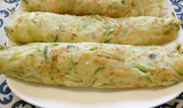 角瓜鸡蛋饼配什么吃,美味升级，营养满分