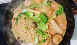 吃哈密瓜吃麻辣烫,哈密瓜与麻辣烫的味蕾碰撞之旅