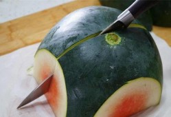 吃瓜不嘴脏吃瓜手不粘,手不粘的轻松观瓜指南