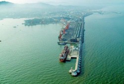 岚山港吃瓜,揭秘吃瓜群众的狂欢盛宴