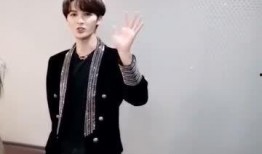 朱正廷吃瓜直播,揭秘娱乐圈幕后故事