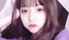 吃瓜微信女图,揭秘吃瓜女图背后的网络热议现象