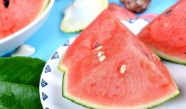 吃瓜不能用勺子吃吗图片,揭秘吃瓜为何不宜用勺子的趣味解读