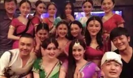 姐妹吃瓜群图片,揭秘娱乐圈幕后故事