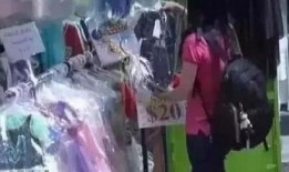 街边吃瓜阿姨视频